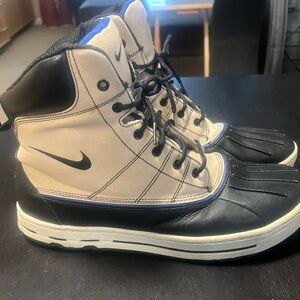 Nike ACG Woodside Boots